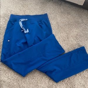 COPY - Figs tall cargo pant scrubs